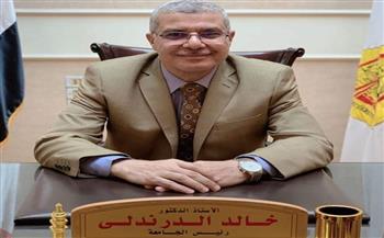   رئيس جامعة الزقازيق يهنئ الرئيس السيسي بمناسبة عيد الشرطة الـ73