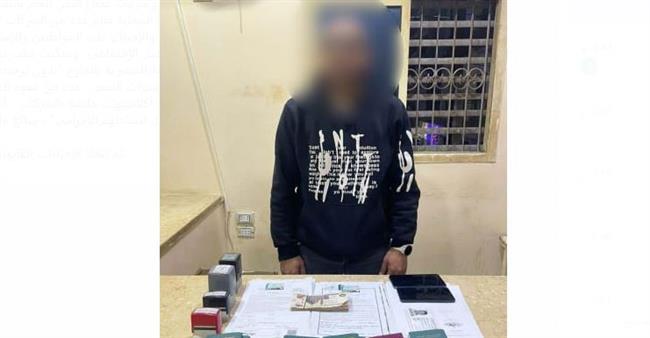 ضبط المتهمين بالنصب على المواطنين بزعم تسفيرهم للخارج