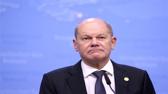 شولتز يتهم زعيم المعارضة بانتهاك الدستور الألماني ويشكك بقدراته 