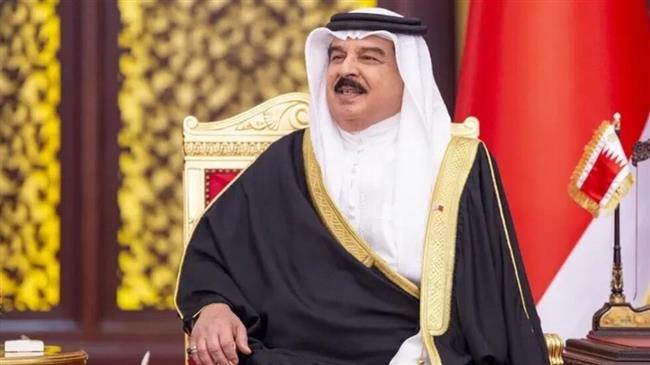 عاهل البحرين يبحث هاتفيًا مع الرئيس الأمريكي مواجهة التحديات الإقليمية والدولية