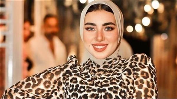توظيف أموال.. الحكم على البلوجر هدير عاطف وطليقها بعد قليل