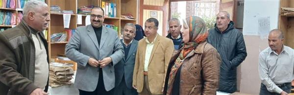 المحافظ يتابع أعمال تصحيح امتحانات الترم الأول