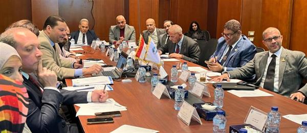 اجتماع التأمين الصحي الشامل: تعاون مثمر مع النواب لمواجهة تحديات تطبيق المنظومة