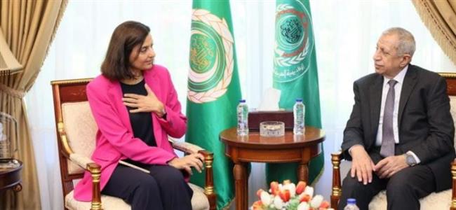 قنصل عام لبنان بالإسكندرية : "نتطلع لتعزيز التعاون مع الأكاديمية العربية  في المستقبل"