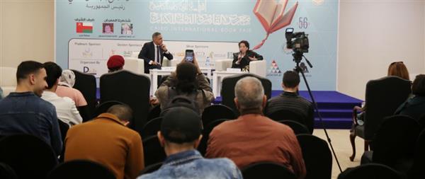 "بين الغربة واللغة"... هدى بركات تسرد "حكاية الأدب والحنين" في معرض الكتاب