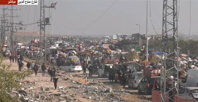 أمجد الشوا: نعمل على توفير مستلزمات الإيواء والمواد الطبية اللازمة للنازحين