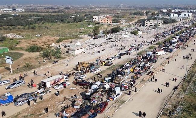 الاحتلال الإسرائيلي يطلق النار صوب العائدين إلى حي الزيتون بمدينة غزة