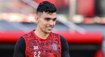   أشرف بن شرقي يغادر ملعب الريان تمهيداً للانتقال للأهلي قبل غلق القيد 