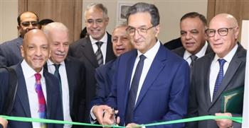   الأكاديمية العربية تطلق اسم الطبيب العالمي علاء الغنيمي على أحدث غرفة عملياتها