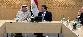   وزير الصحة يجتمع بنظيره الإماراتي لبحث سبل التعاون في تطوير رعاية القلب والأوعية الدموية