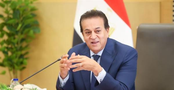 وزير الصحة: نولي اهتمامًا كبيرًا لتوطين صناعة الأدوية والأجهزة الطبية
