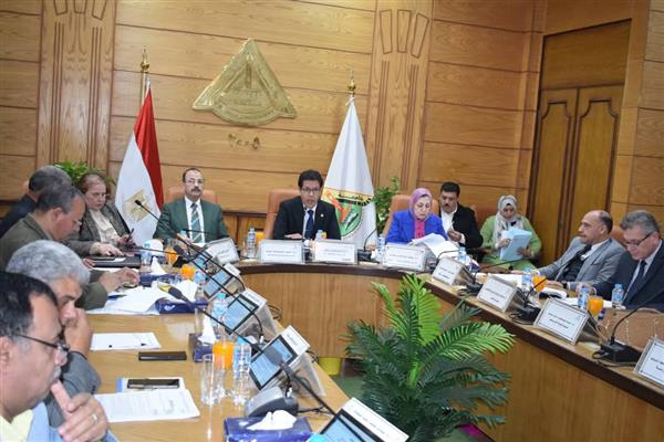 رئيس جامعة بنها:  ندعم جهود القيادة السياسية في وقف مخطط تهجير الأشقاء الفلسطينيين