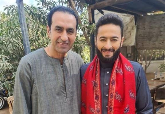 محمد يونس ينشر صورة من كواليس " المداح "