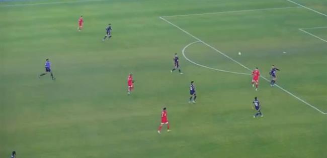الأهلي يتعادل سلبيا في الشوط الأول أمام بلوزداد