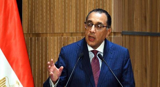 مدبولي يصل إلى بغداد لترؤس وفد مصر باجتماعات الدورة الثالثة للجنة العليا المشتركة