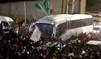   الاحتلال يطلق سراح 110 أسرى فلسطينيين ضمن الدفعة الثالثة من صفقة التبادل