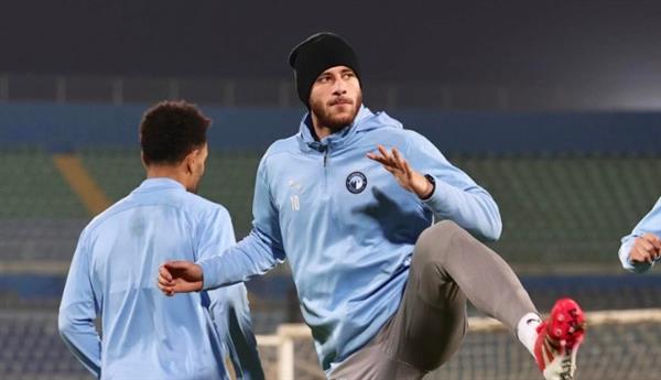 رمضان صبحي على رأس قائمة بيراميدز لمواجهة الزمالك