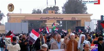 الآلاف يرفضون تهجير الفلسطينيين.. توافد الوفود الشعبية لمعبر رفح 