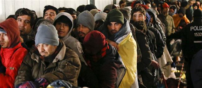 استطلاع: أغلبية الألمان يؤيدون تقليل اللاجئين وتقييد الهجرة