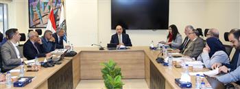   وزير قطاع الأعمال العام يستعرض مستجدات الموقف التنفيذي لمشروعات قطاع الأدوية