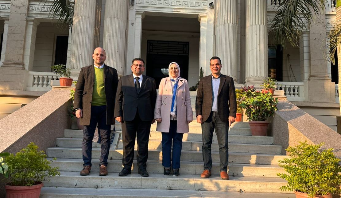 نائب رئيس جامعة بنها تستقبل عميد البحث العلمي بـ "العلوم التطبيقية بالأردن"