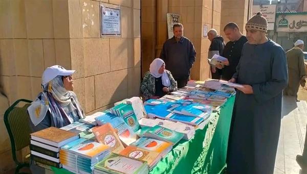 المجلس الأعلى للشئون الإسلامية يعقد معرض إصدارات آل البيت بالمسجد الإبراهيمي بمدينة دسوق