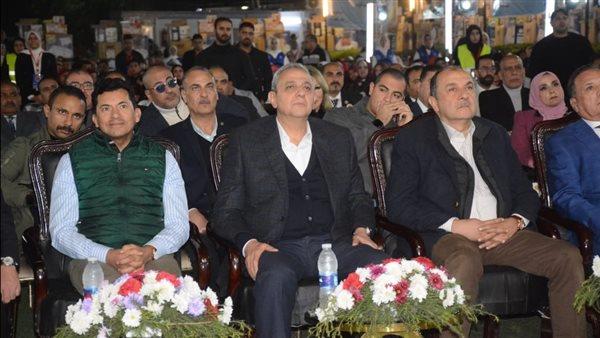 وزير الشباب ومحافظ الغربية يشهدان حفل تسليم 100 جهاز عروس