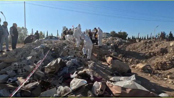  اكتشاف 163 جثة بـ4 مقابر جماعية في درعا بسوريا 