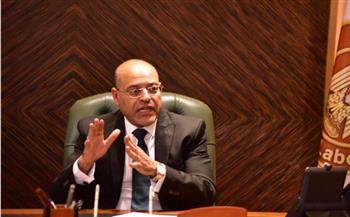 وزير العمل يحذر المواطنين من التعامل مع الشركات والصفحات ورسائل الهواتف الوهمية