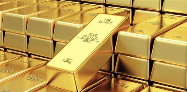 التوترات السياسية والنقدية ترفع سعر الذهب إلى مستويات غير مسبوقة