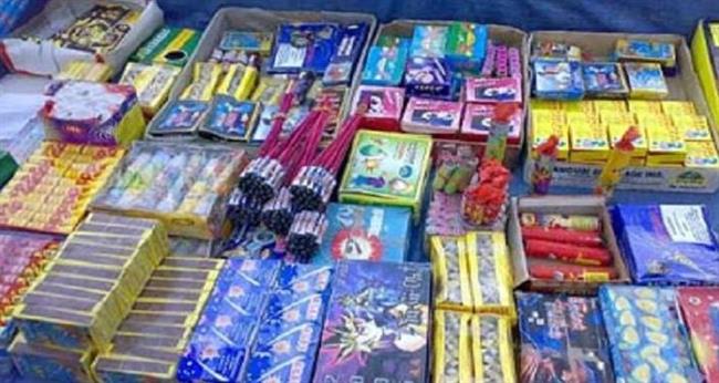 ضبط 14 شخصا تخصصوا في الاتجار بالألعاب النارية وبحوزتهم 4 ملايين قطعة 