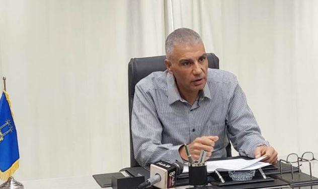 محافظ أسوان يوجه بتكثيف أعمال رفع المخلفات بهدف خلق بيئة نظيفة
