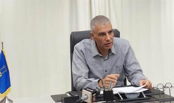 محافظ أسوان يوجه بتكثيف أعمال رفع المخلفات بهدف خلق بيئة نظيفة