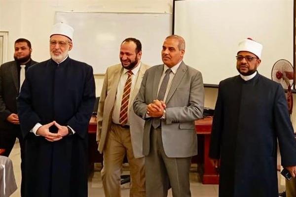 وكيل الأزهر يزور "أكاديمية الأزهر العالمية" لتفقد سير الدورات التدريبية