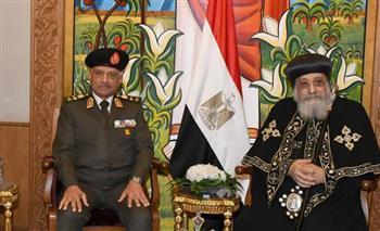 الفريق أول عبد المجيد صقر  يهنئ البابا تواضروس الثانى بمناسبة عيد الميلاد المجيد