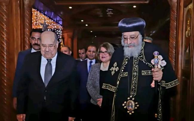 رئيس مجلس الشيوخ يزور الكاتدرائية المرقسية لتهنئة البابا تواضروس الثاني بعيد الميلاد المجيد