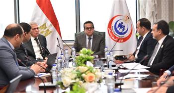   وزير الصحة يعقد اجتماعا مع رئيس هيئة الشراء الموحد 