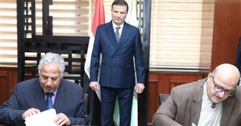   للحد من الاستيراد.. وزير الزراعة يشهد توقيع بروتوكول تعاون لإعادة تدوير المخلفات الزراعية 