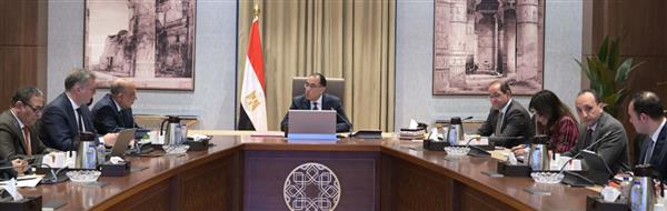 رئيس الوزراء يتابع جهود تأمين إمدادات الطاقة اللازمة لاستدامة تشغيل المحطات الكهربائية