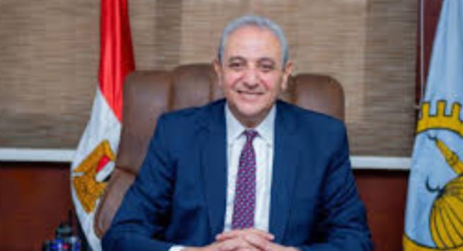 محافظ الغربية: يشارك في قداس عيد الميلاد بكنيسة ماري جرجس بطنطا
