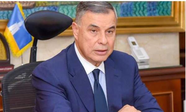 محافظ الإسكندرية يوجه برفع كفاءة الطرق وتحقيق السيولة المرورية