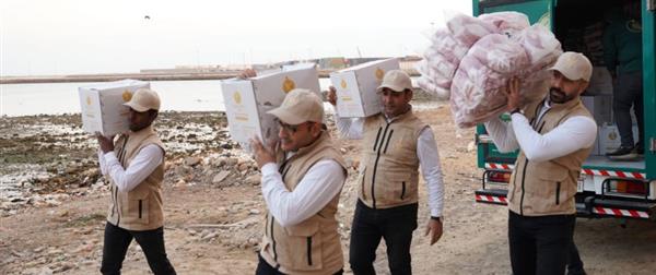 "بيت الزكاة والصدقات" يوزع بطاطين ومواد غذائية على المستحقين بمحافظة السويس
