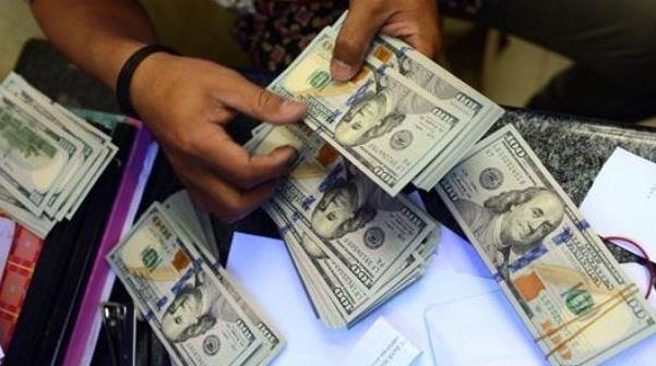 تفاصيل التحقيق مع 3 متهمين بالاتجار فى العملة خارج نطاق السوق المصرفية