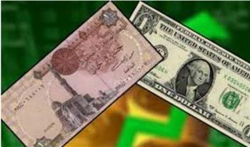   الدولار يواصل تراجعه أمام الجنيه خلال تعاملات اليوم بالبنوك