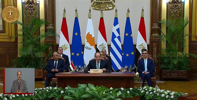  الرئيس السيسي يؤكد أهمية التعاون بين مصر وقبرص واليونان على كافة الأصعدة