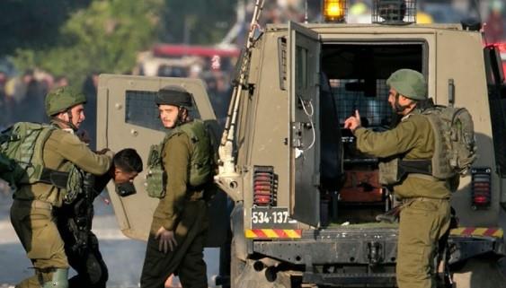 الاحتلال الإسرائيلي يعتقل 25 فلسطينيا في الضفة الغربية