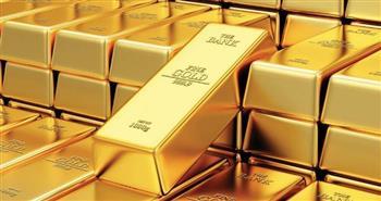تباين أسعار الذهب وسط تقييم الأسواق للمواقف المتشددة لبنك الاحتياطي الفيدرالي الأمريكي