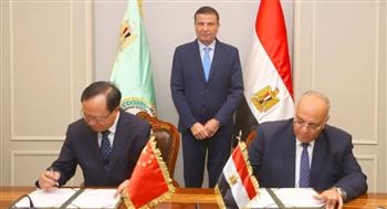   وزير الزراعة يشهد توقيع بروتوكول تعاون بين "بحوث الصحراء" و"الأكاديمية الصينية للعلوم"