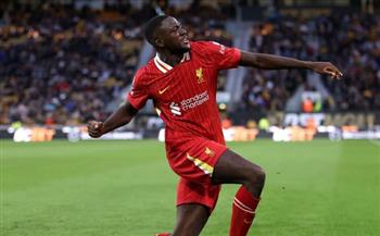   ليفربول يسعي لتأمين بقاء كوناتي وتمديد عقده مع النادي