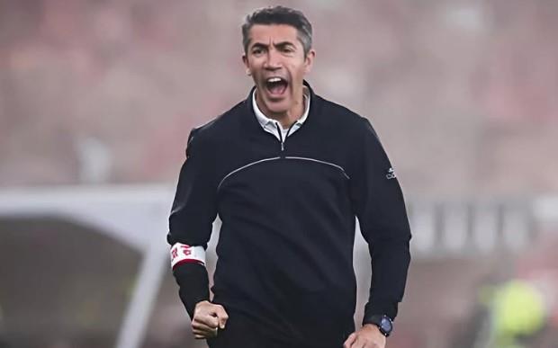 بعد ارتباط اسمه بالأهلي.. برونو لاج يقترب من تدريب السد القطري 